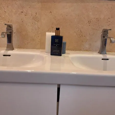 アパート Spacieux Et Lumineux 2 Terrasse